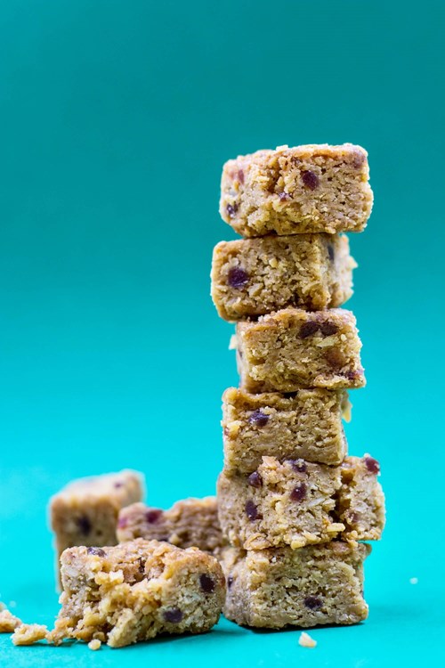 Raspberry and white chocolate flapjacks Image