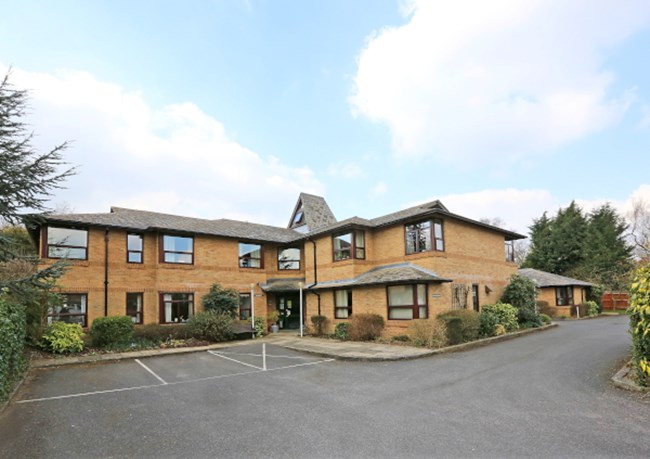 Oxenford House Image