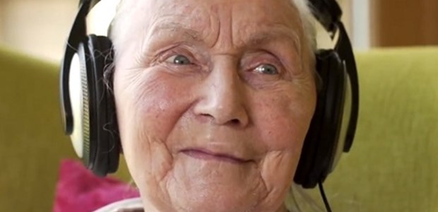 Four ways music can help people who are living with dementia Image
