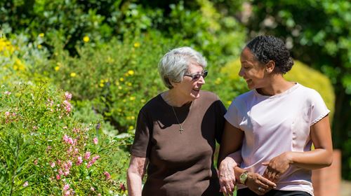 Volunteer with Abbeyfield Image