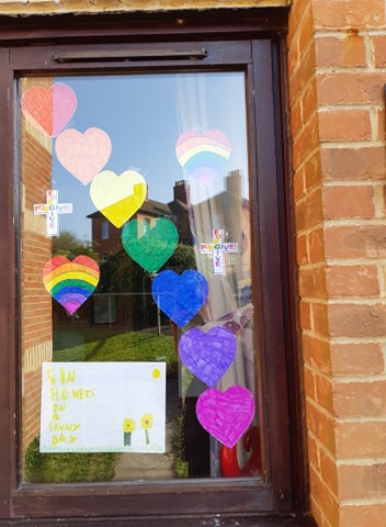 We heart this creative display Image