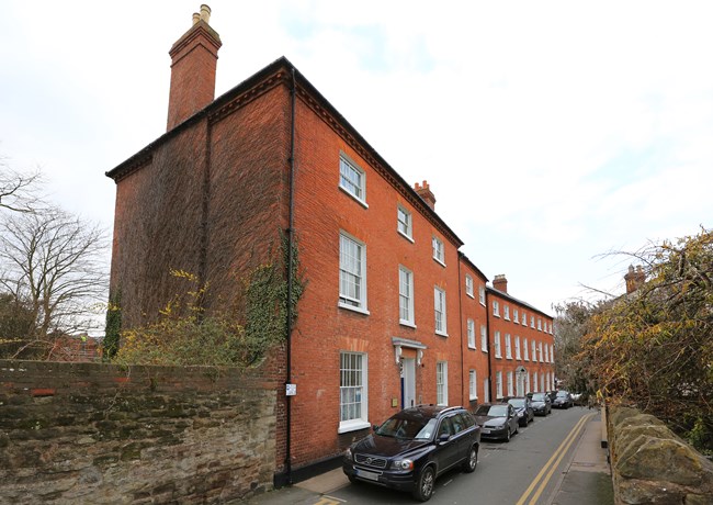 Ainslie House Image