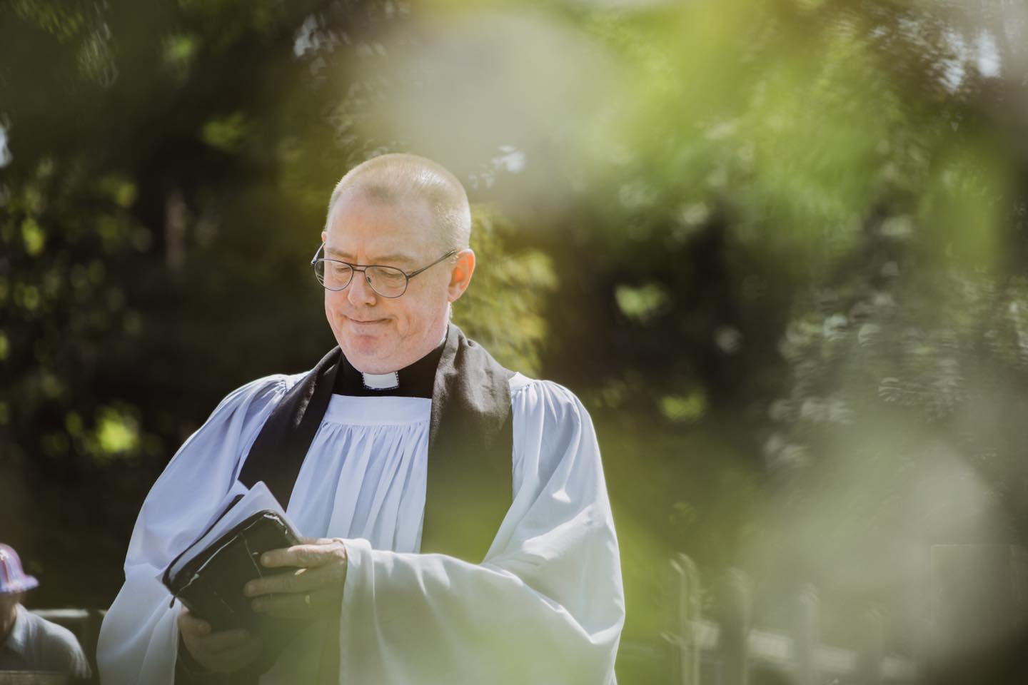 Reverend Robert Jackson led prayers of thankfulness Image